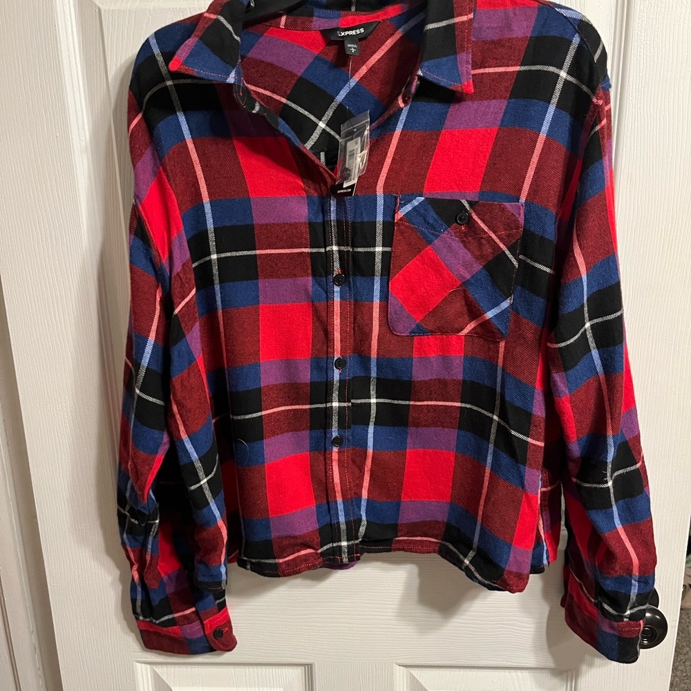 NWT Large express crop flannel plaid.  NWT